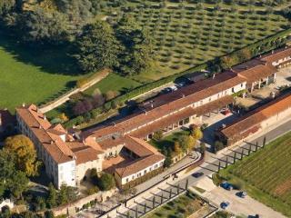Borgo Santa Giulia *